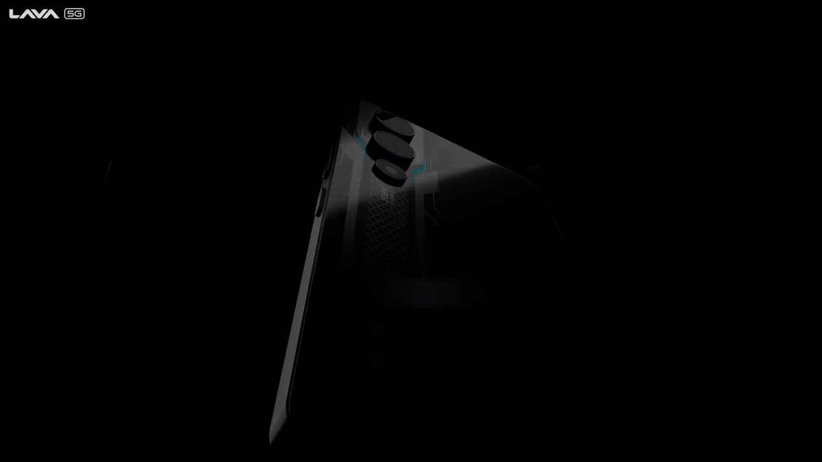 A_sharma45's tweet image. First look at the Lava Play Max 🔥
Dual cameras with a 50MP main lens, flat frames, and a cool patterned module that may glow at night.
Looks interesting 👀📱

#LavaPlayMax #TechFamily