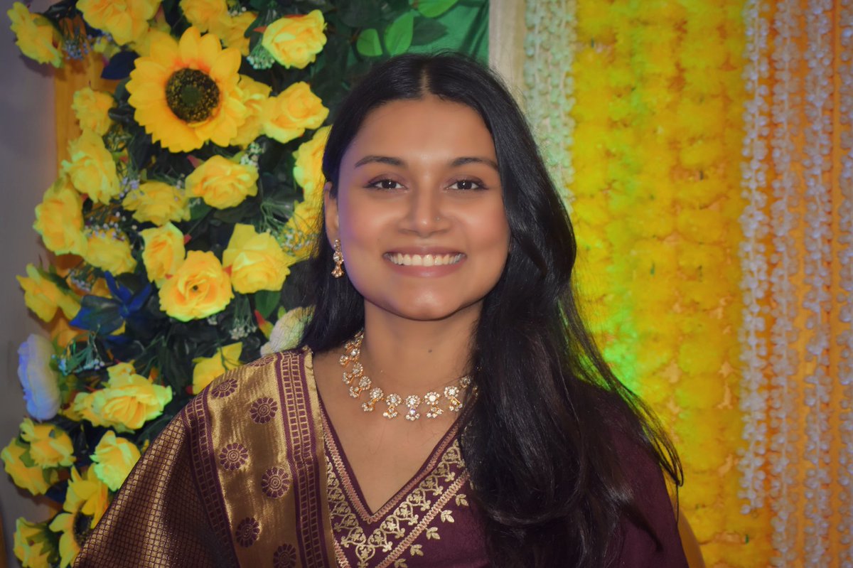 AhmareenAnjum's tweet image. 💛 

#potrait #function #actorslife #travelwithahmareen #ahmareenanjumvlogs