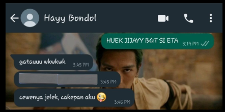philenosaurus's tweet photo. ketika ngatain org dan inilah orang yang ngatain. wkwk busuk lu jelek, tolol amat mbak. @2506hy___ https://t.co/qh6Mt9ZMXI