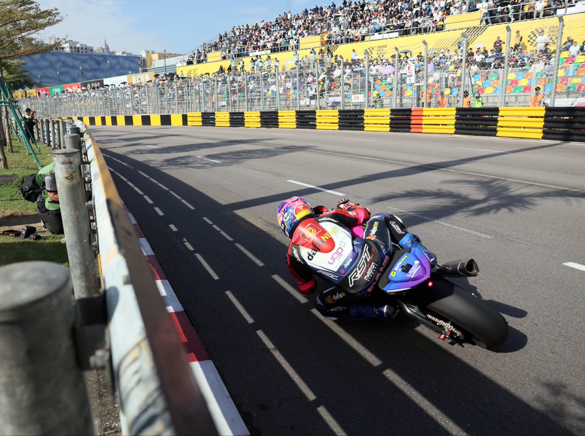 Dafabet Racing tweet media