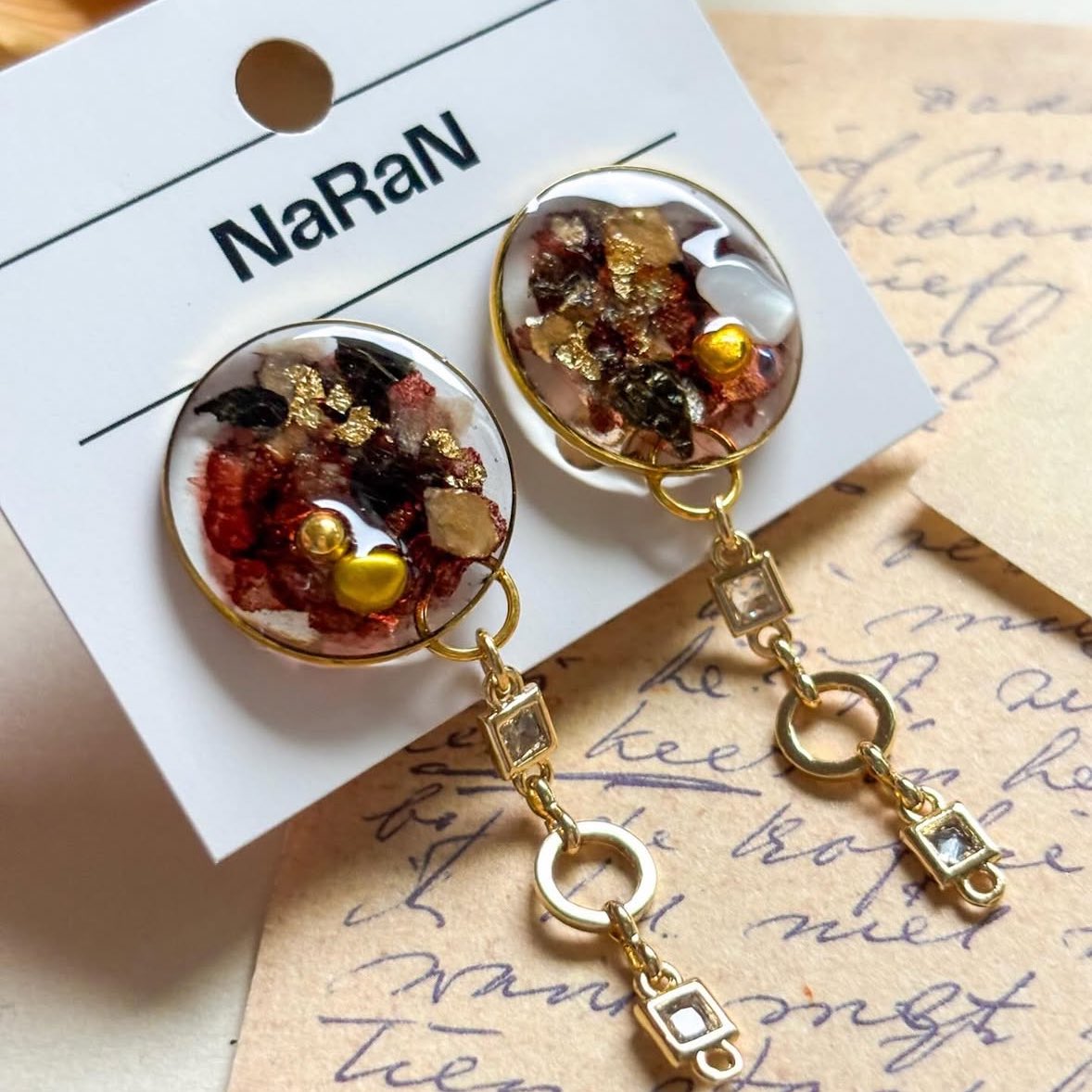 明日はビッグシップ航海デーに出展します！🚢
多くの方にお迎えいただくことが予想されるため、12月1日午前中までWebショップを閉鎖中です！🙇‍♀️
お近くまでいらっしゃった方は是非お立ち寄りくださいね〜🛍️
#ビッグシップ航海デー