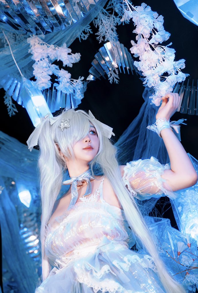 「────輝いて、美しい私のために」