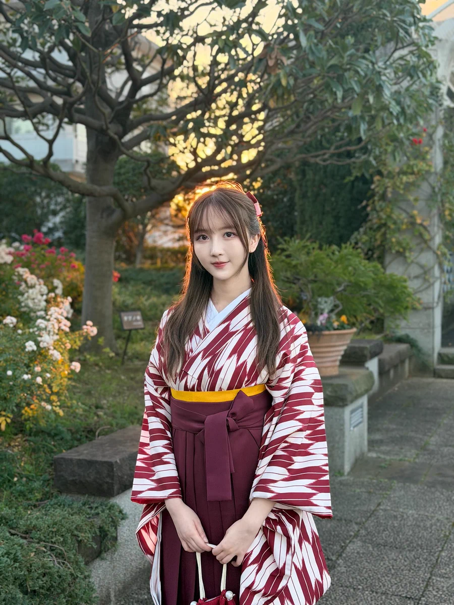 G66Q_7WbkAYS1oc?format=webp&