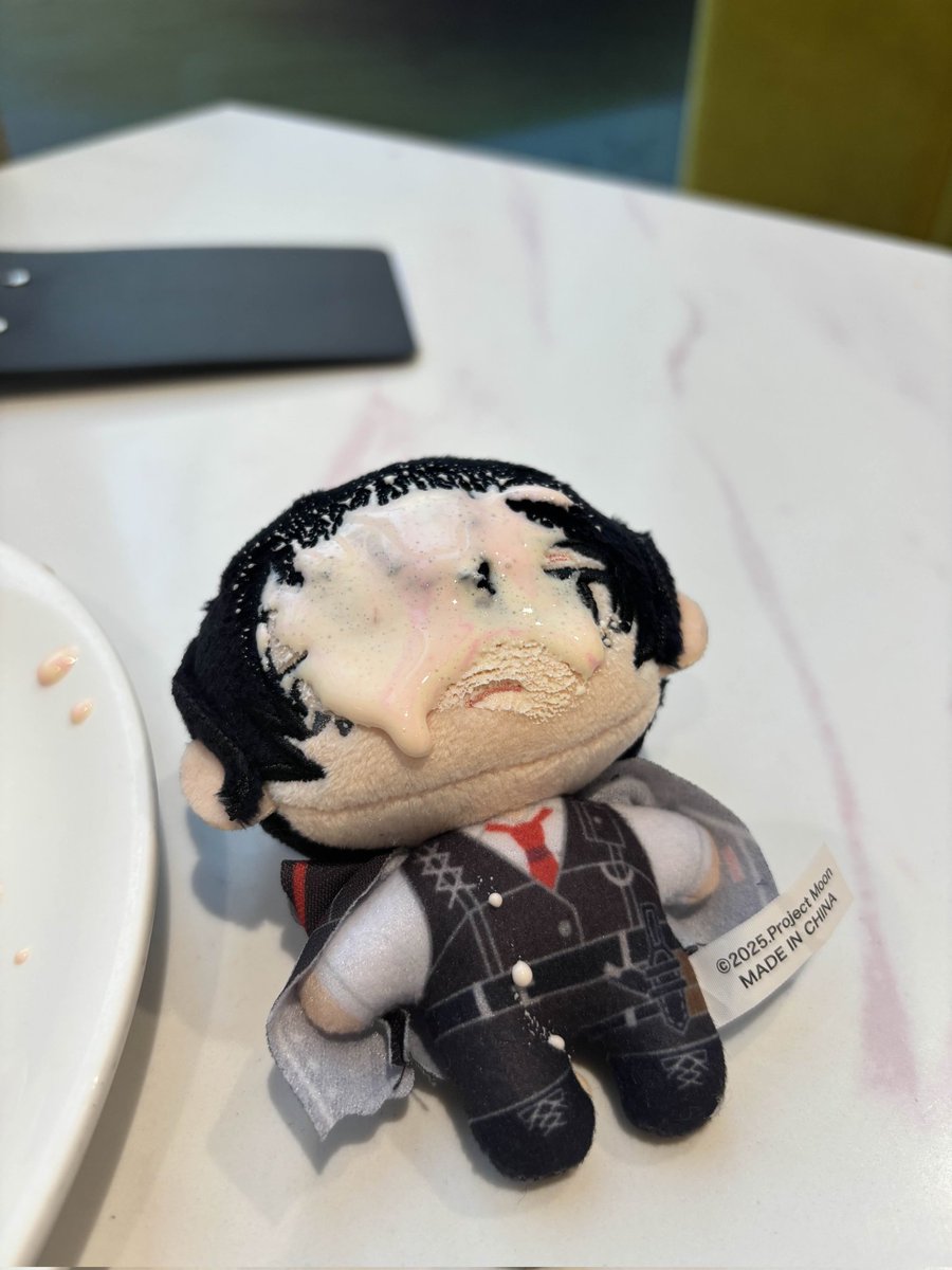 RottenAiz's tweet photo. #LimbusCompany
yisang i am sorry😭😭😭😭😭😭😭😭😭 https://t.co/y76GGUj0t3