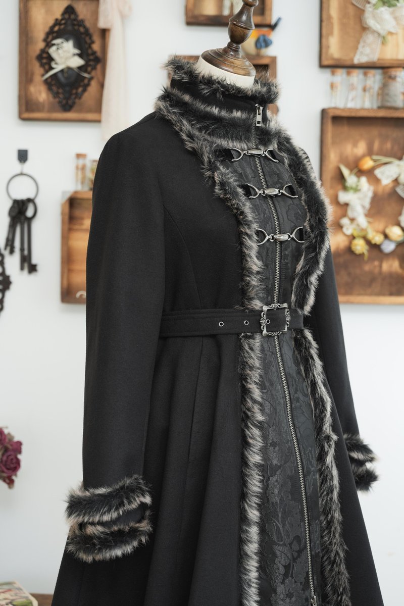 🌟商品紹介🌟 ティターニア ロングコート 妖精の女王、ティターニアを