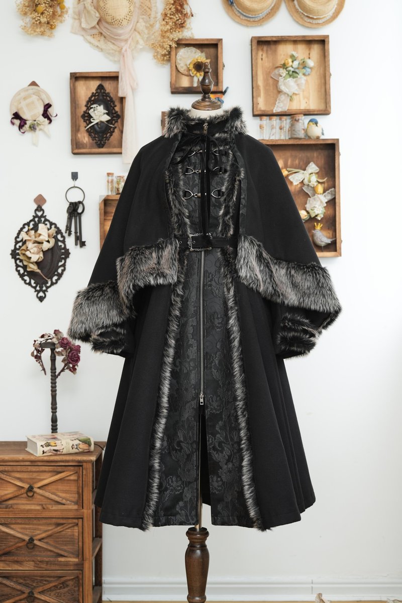 🌟商品紹介🌟 ティターニア ロングコート 妖精の女王、ティターニアを