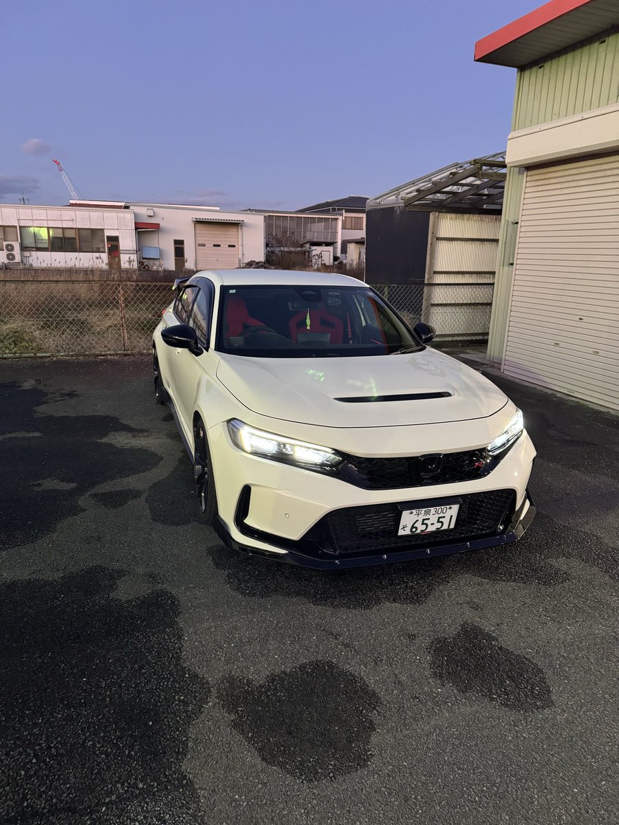 明日のSUGOのパレードランに備えて、いつものとこで洗車
久しぶりに洗車できて気持ち的にもスッキリ🥴