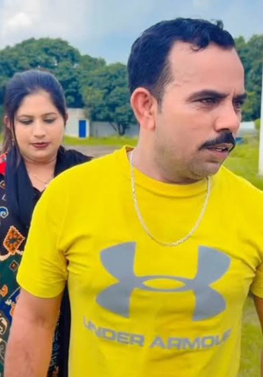 शादाब जकाती को गिरफ्तार किया गया और उसे जमानत भी मिल गयी। कानून की नजर में उसका अपराध बहुत बड़ा नहीं था, लेकिन उसकी वीडियो से सन्देश क्या जाता है, यह बहुत महत्वपूर्ण है। 

ऐसा कहा जा रहा है कि वीडियो में जो लड़की थी, वह उसकी बेटी है और जो औरत थी, वह उसकी बीवी है। लेकिन यह बात तो