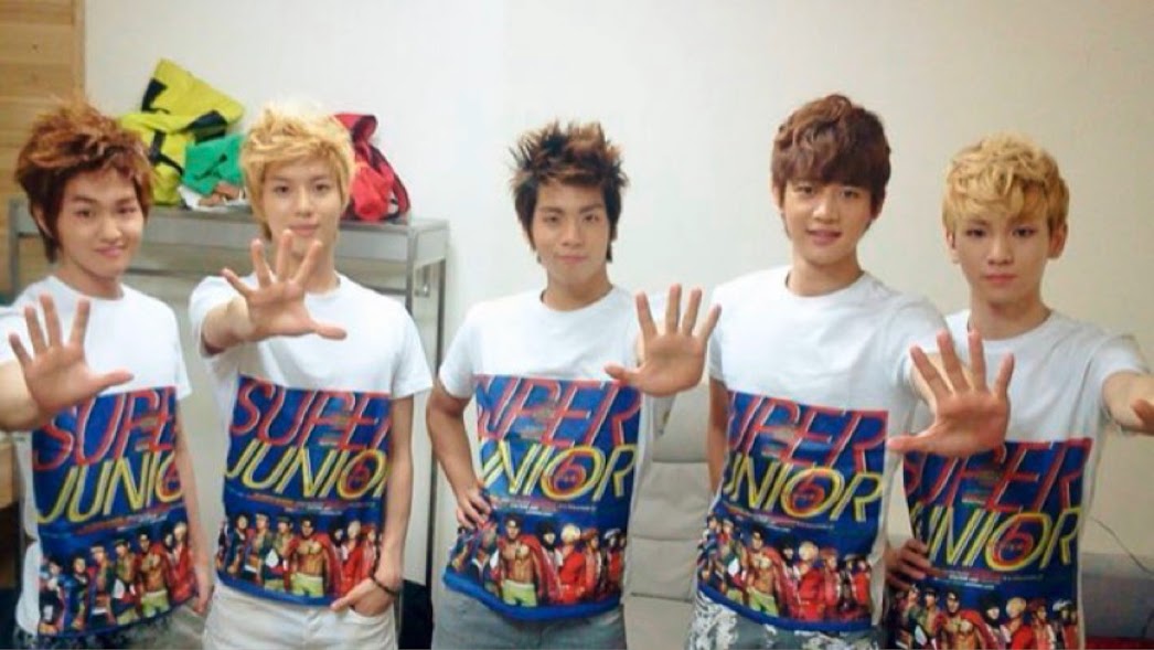 MAMAヤバかったですね。スパショが待ち遠しい！
エルフ会しませんか？  
偶然ですがSHINeeミノの誕生日に開催です。 詳しくは↓ starmag2014.blogspot.com/2025/11/10.html 

#SUPERJUNIOR #superjunior好きな人と繋がりたい #SUPERSHOW10