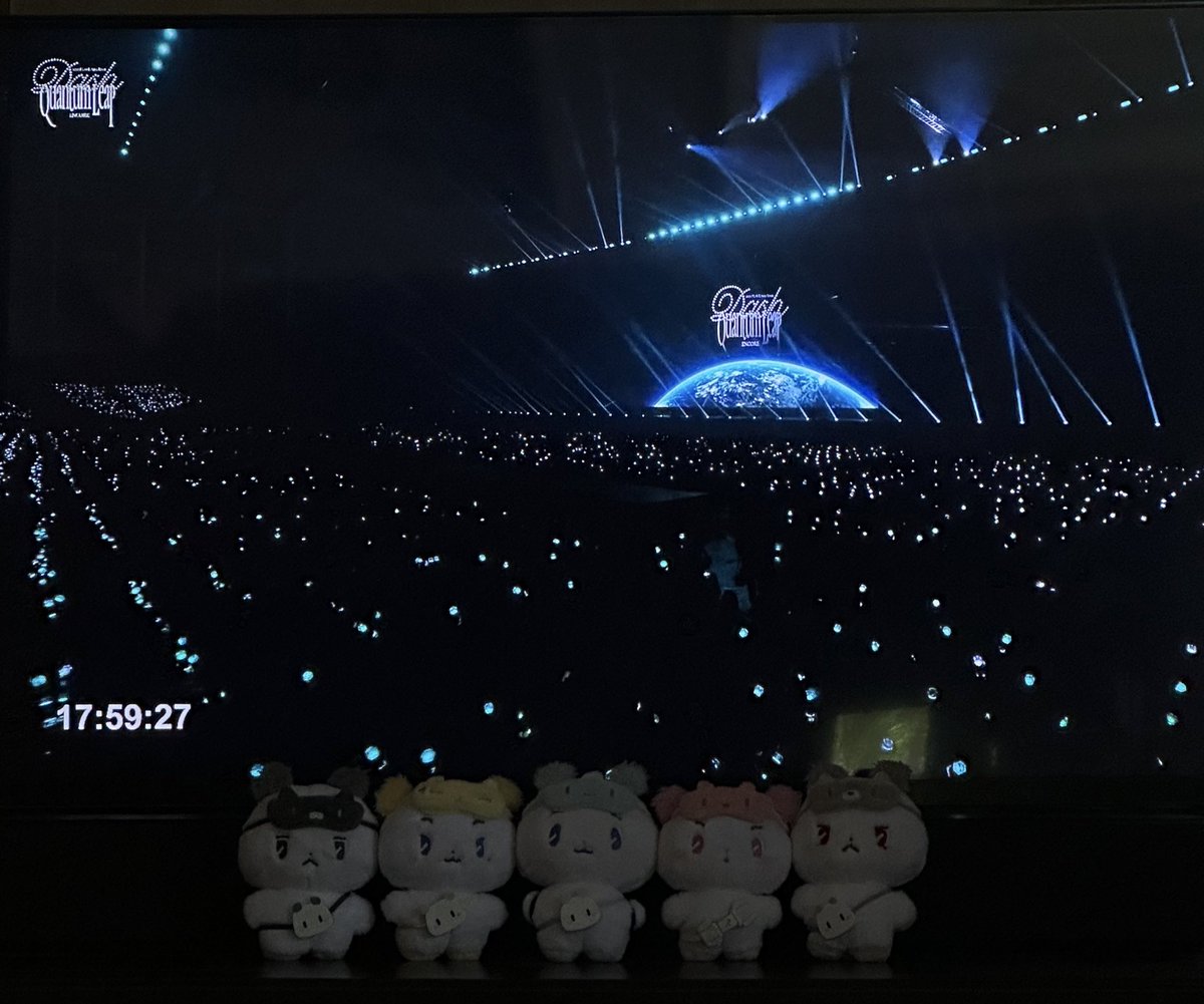 aomjun1279's tweet image. ดูดีเลย์อีกรอบจ้าาา lasssgooo~!!
💙💜🩷❤️🖤🥰🫶🏻
#Dash_Quantum_Leap_Encore