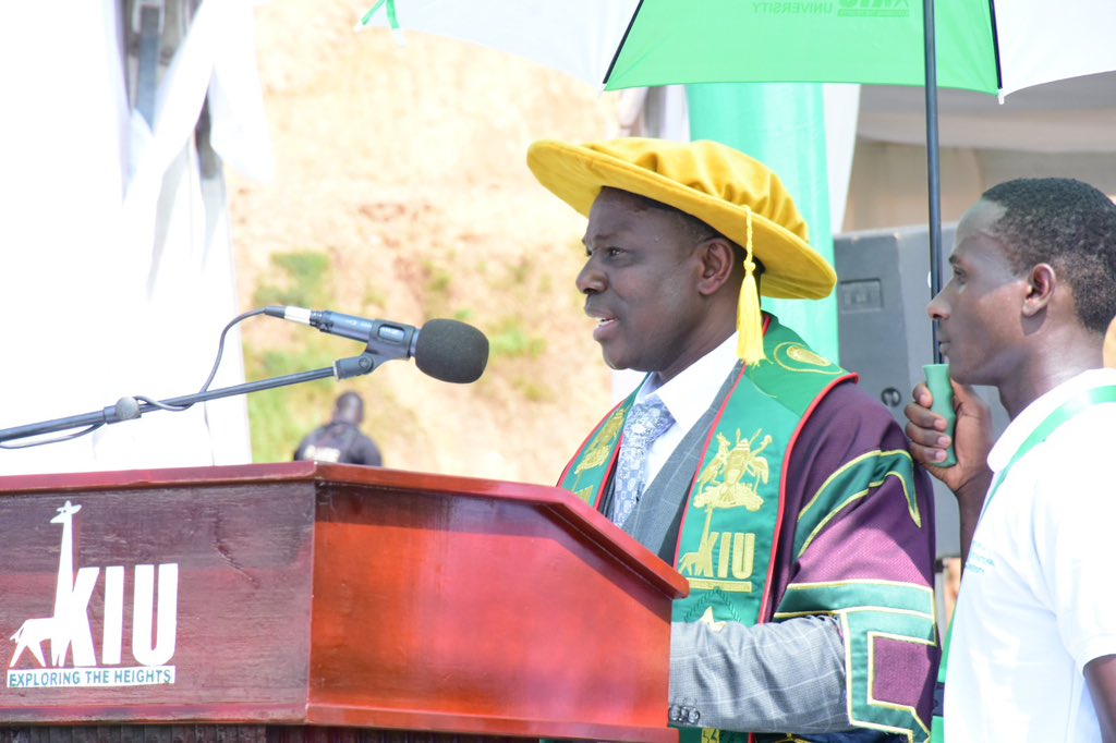 Ishmaelthehost's tweet image. At the #KIU32ndGrad, Al Hajj Hassan Basajjabalaba, Chairman Board of Trustees–KIU, emphasized KIU’s dedication to quality education, major academic innovations, the urgent need for broader student loan access, and the importance of peace as the backbone of national stability.