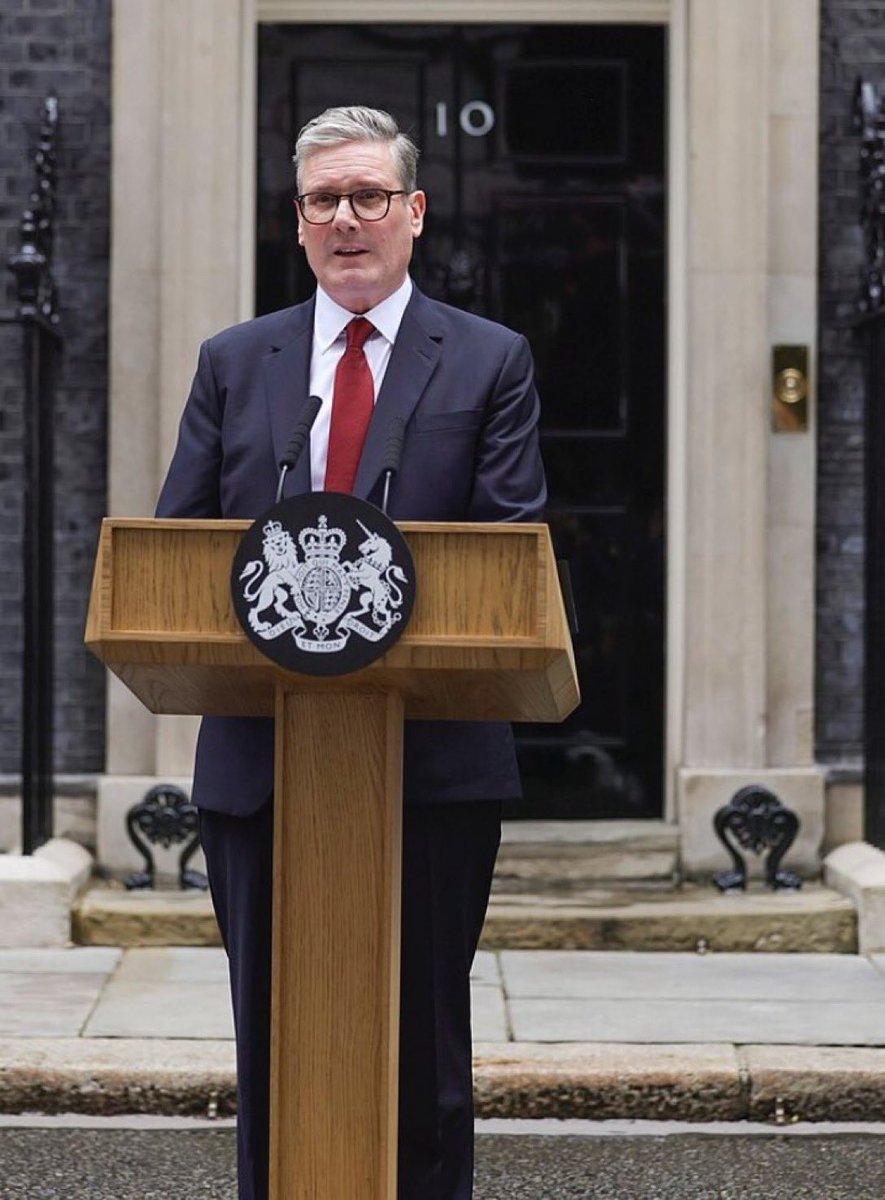 benonwine's tweet image. Describe this man in ONE word?