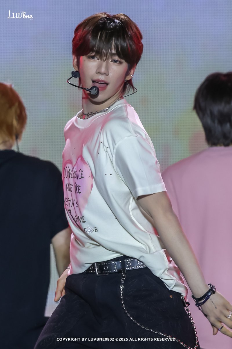 Luvbne0802_'s tweet image. 250804   

#제이엘 #JL #아홉 #AHOF