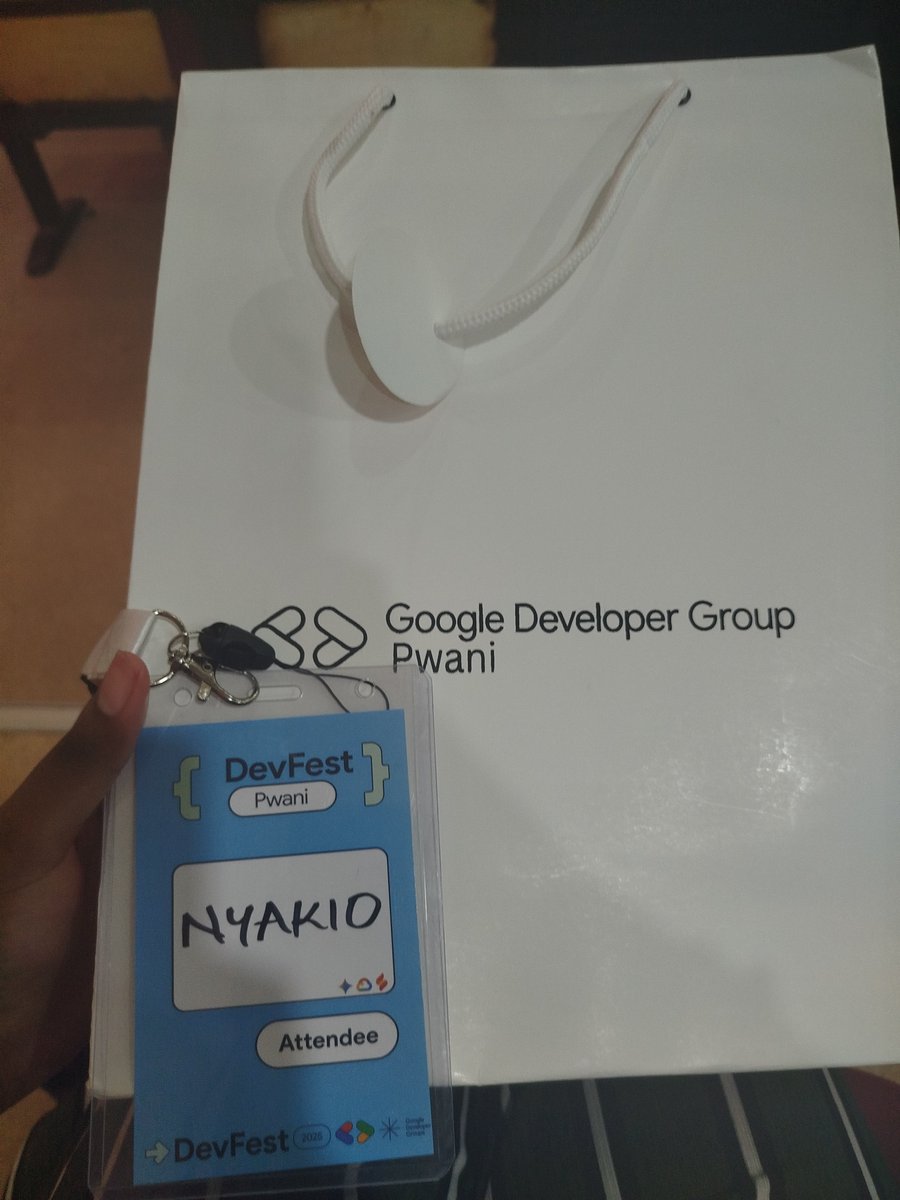 Eleanora tweet media