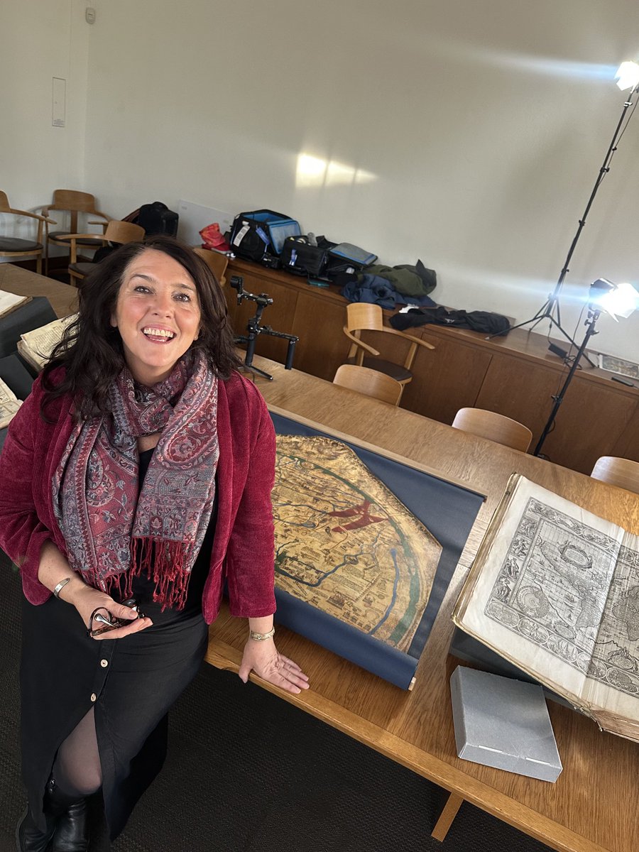 bettanyhughes's tweet photo. Brilliant day in #Oxford thanks to @bodleianlibs checking out #mediaeval representations of the #SevenWonders x https://t.co/7ZKjhI5bYt