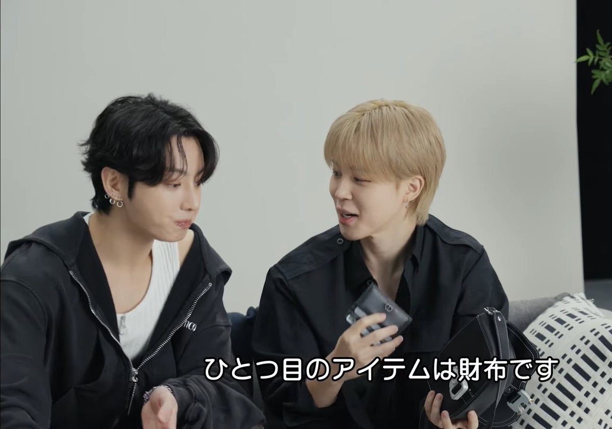 BTS ジミン RECODE ミニバック　新品未開封 BTS ソフトレザー ミニトートバッグ ブラック JIMIN パクジミン - メルカリ