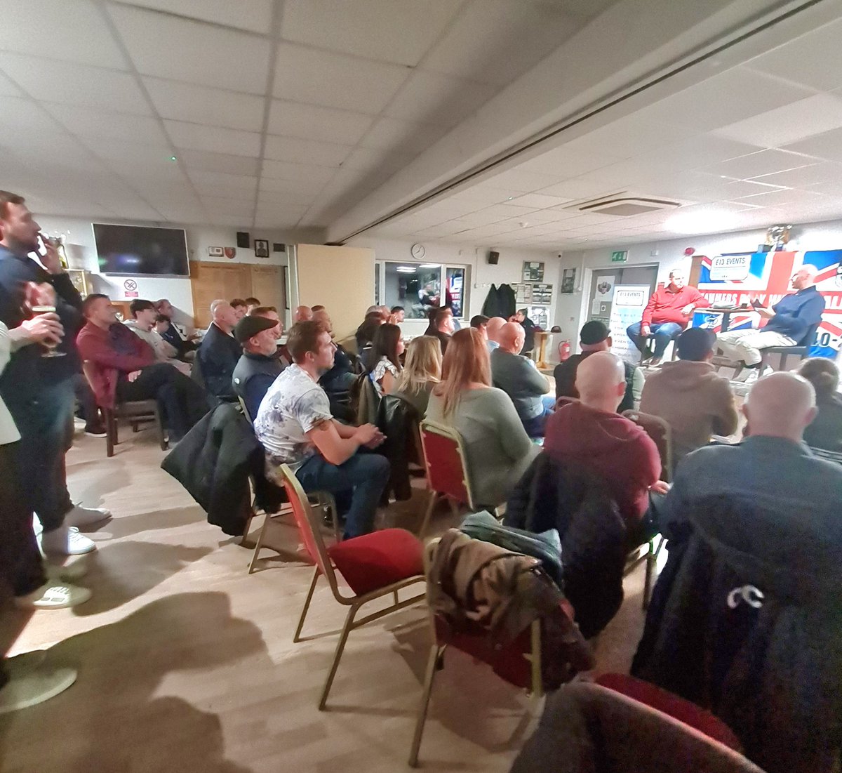 An evening with James Collins was held at the Wood on Friday..

A special thank-you to James Collins &amp; Ian Morgan from <a href="/E13Events/">E13 Events</a> for making it possible as well as everyone who joined us in supporting the Club..
Your continued support is much appreciated
haroldwoodathleticfc.com/news/an-evenin…