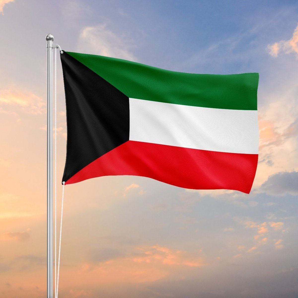 ماني بشاعر بس عندي مشاعر 

من حبها أكتب لها إحساسي 

مساكم الله بالخير ✋