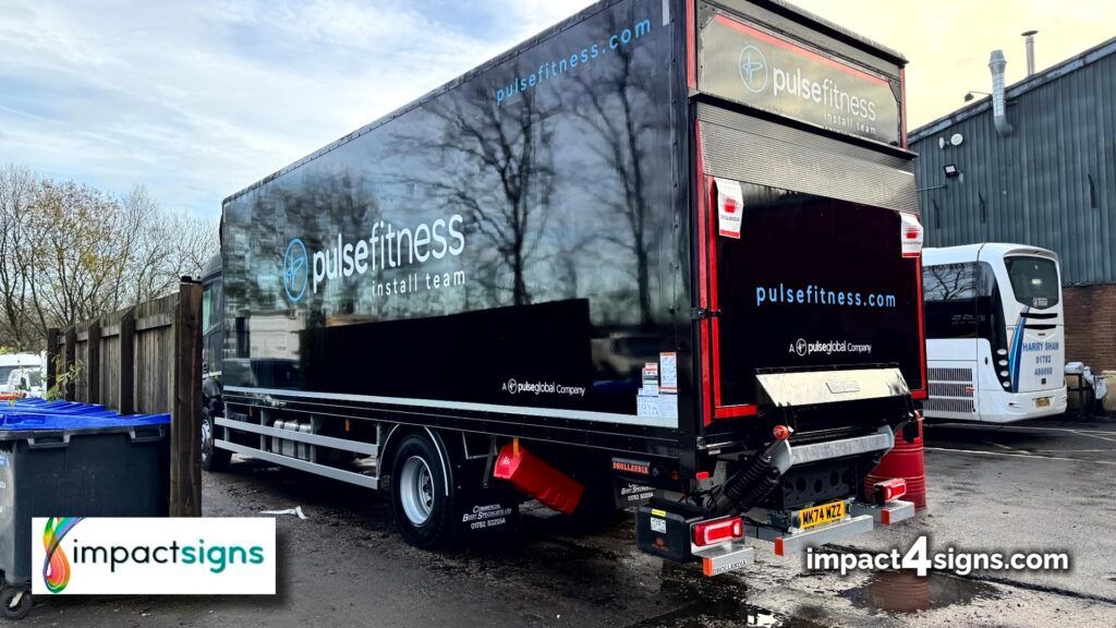 impact4signs's tweet image. Your van should advertise for you. Our blog shows you how to make that happen. Click here. im4s.uk/brandingonmove #BrandedVehicles #SignSolutions #CustomBranding