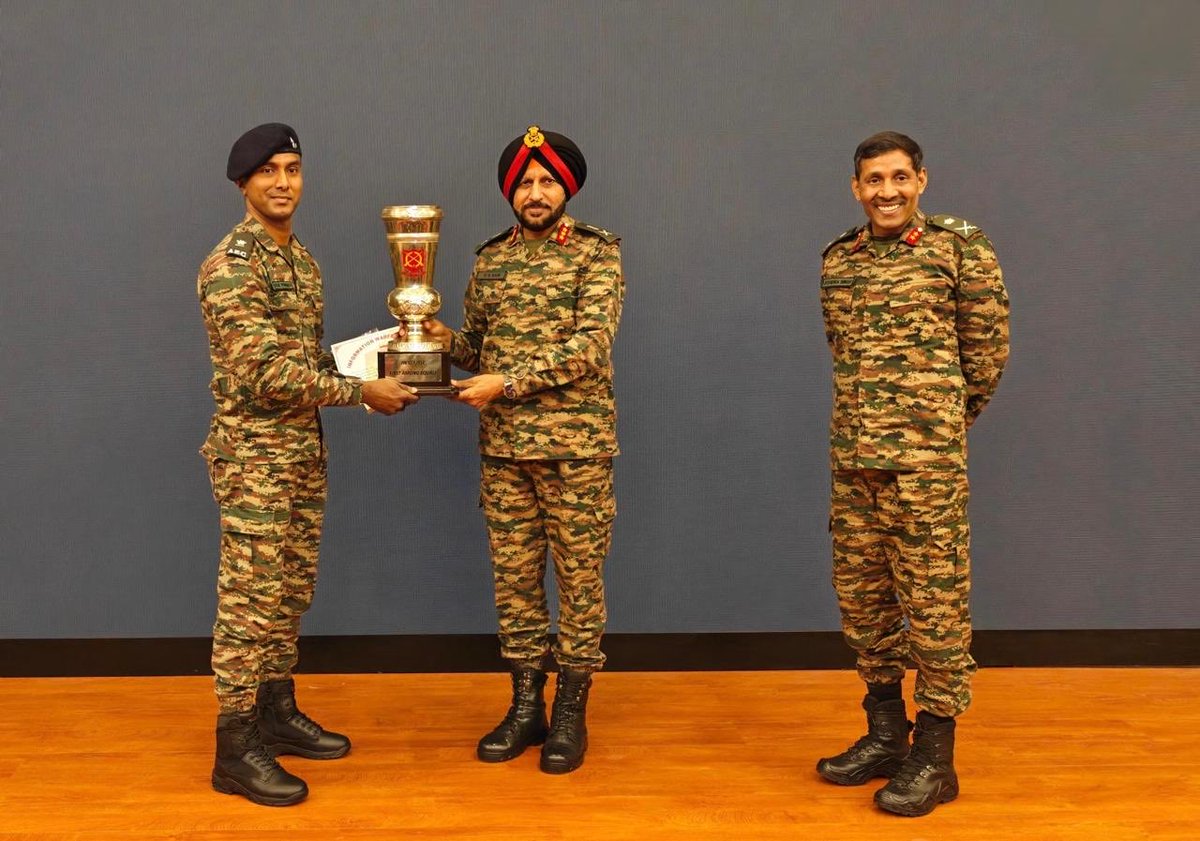 ia_awc's tweet image. Information Warfare Course at #AWC, successfully concluded today with participants from #IA, #IN, friendly foreign countries &amp;amp; journalists. The course fostered rich dialogue on modern information operations and media dynamics @adgpi @artrac_ia ⁦@indiannavy⁩