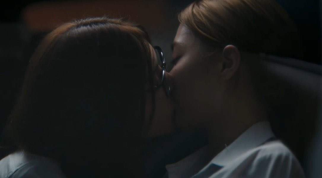 #PlayerYuriSeries EP9 is out on YouTube and iQIYI (uncut)

 #PlayerYuriSeriesEp9 #IceMemi #GraceNingning