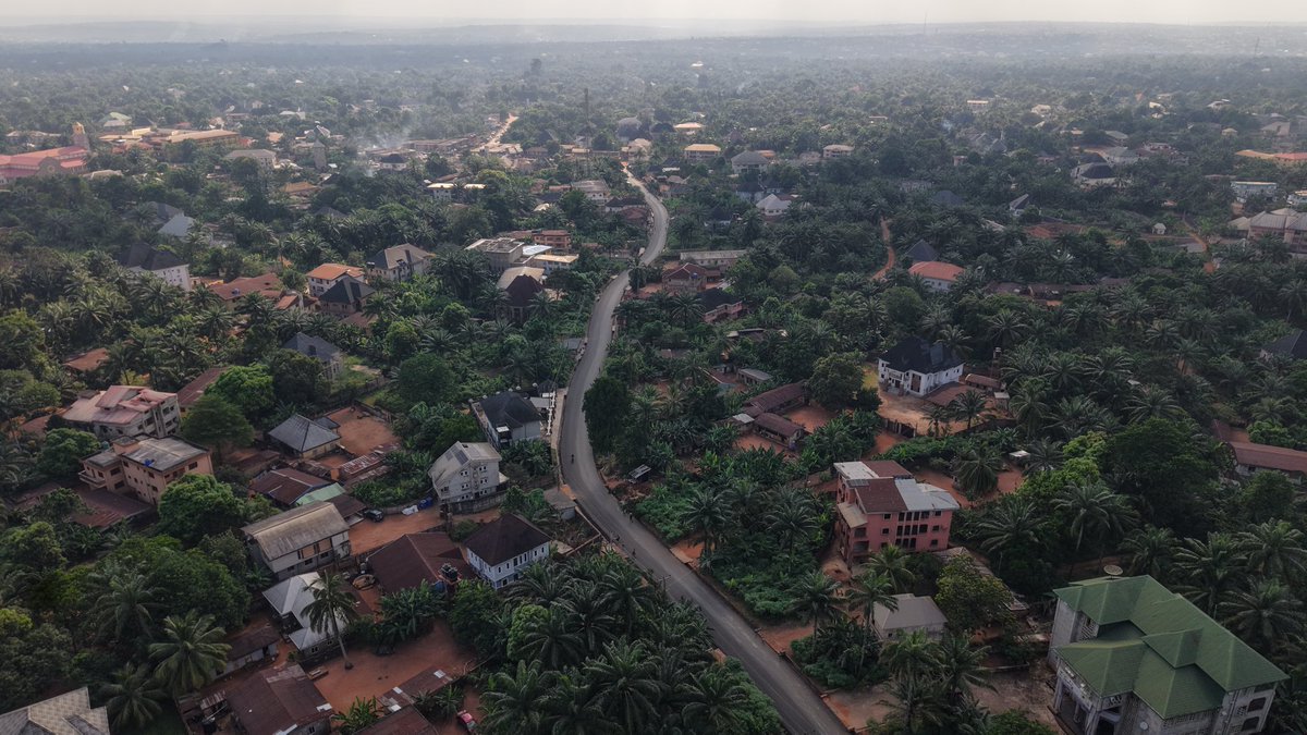 AnambraNewMedia's tweet image. SOLUTION PROJECT UPDATE

Work is progressing on the 3.4km Nnokwa Center to Awka Etiti Road, which is currently under construction by the Soludo administration.

#AnambraIsRising
#OnwaDezember
#Solutioncontinues