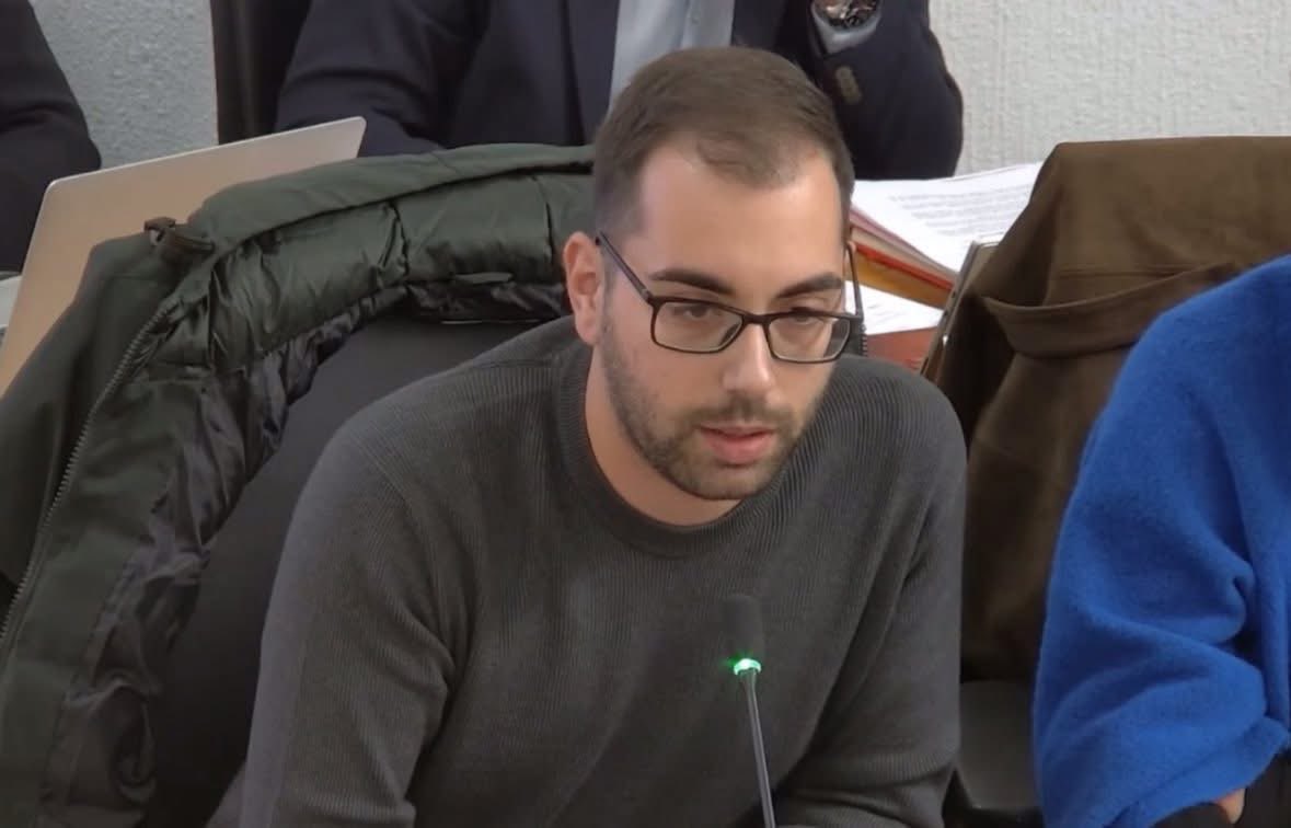 🧵 HILO | Pleno de Noviembre en #Alcantarilla

1️⃣ En el Pleno de noviembre, desde <a href="/socialistas_alc/">PSOE Alcantarilla</a> presentamos cinco mociones, de las cuales cuatro fueron aprobadas por unanimidad.