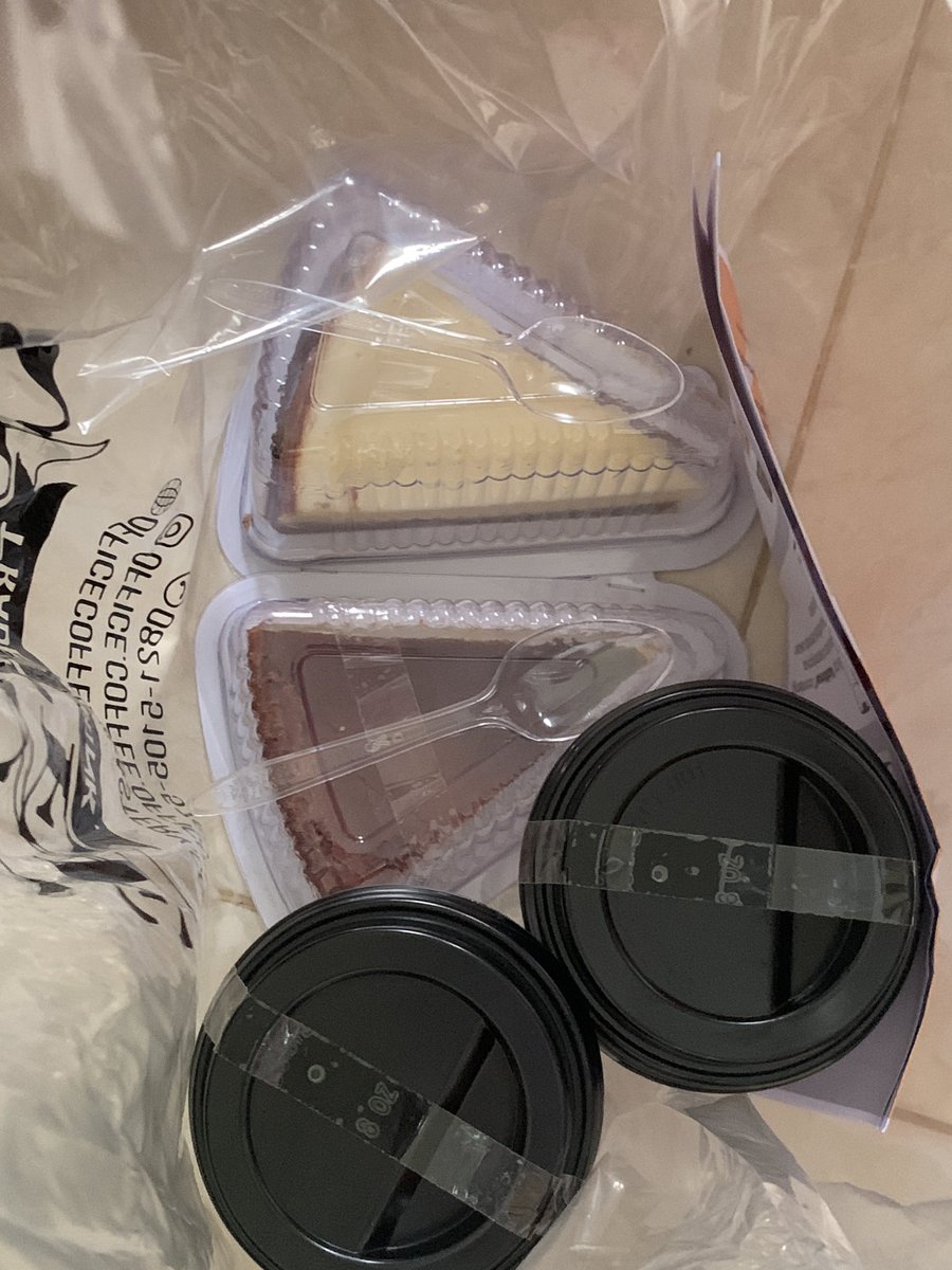 ♥️ (@kzutr) on Twitter photo 