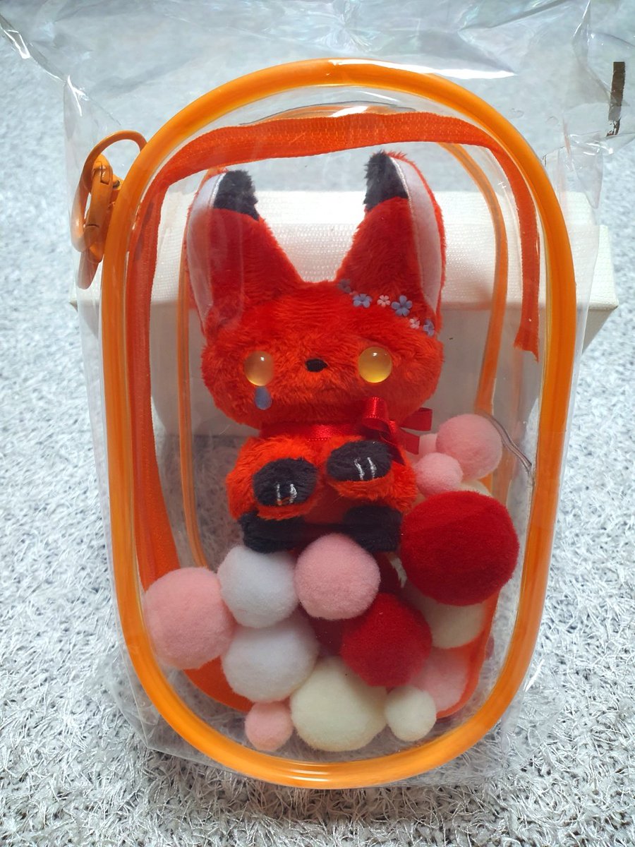 princeseien's tweet photo. 너무 예쁜 커미션 여우인형이에요!! 자캐로 넣은건데 제가 그려간 도안에 최대한 맞춰서 파츠 써주시고 섬세하게 신경써서 만들어주셔서 너무 좋아요🥺
소소한 인형 공방(@sosohan611004)에서 만들어 주셨습니다!! 공계로 자랑해봐요!! 정말 좋아하는 인형가게에요♡♡ https://t.co/PHNM4Lp6ji