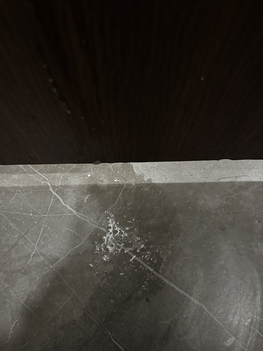🕳️ Glory Hole 蓉城探洞 tweet media
