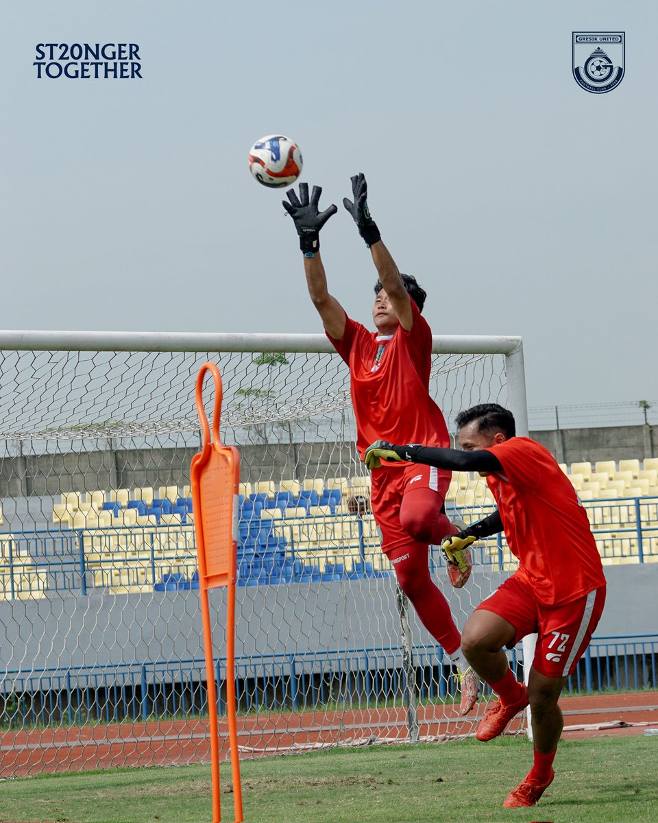 gresikutdFC's tweet image. Skuad Gresik United mengoptimalkan persiapan jelang duel perdana melawan Persekabpas.

#GresikUnited #LaskarJokoSamudro #ST20NGERTOGETHER #DailyTraining