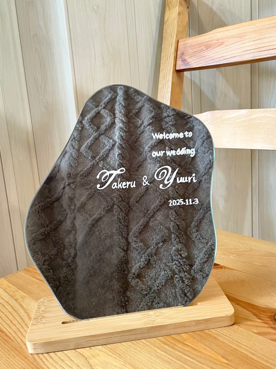 teruteru_art's tweet image. ご無沙汰しちゃってポツリポツリの投稿でごめんなさい🙏
この夏はいっぱい描いてました〜
特にこちらのウェルカムボードandミラーはウェディングのご依頼で描かせていただき、とても幸せなお仕事でした🥰

#ウェルカムボード
#油絵 #oilpaint
#ウェルカムミラー
#ウェディング
#teruteru_yo