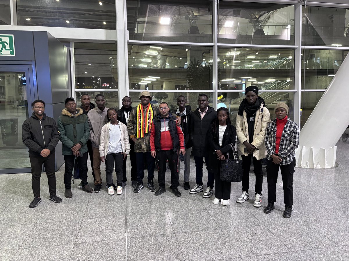 ug_students_alg's tweet photo. Another group of 10 newly awarded Ugandan students arrived safely this morning, bringing the total no. of arrivals so far to 183. The remaining few students are expected to arrive shortly
They will be dispatched to their respective wilayas today, accompanied by their wilaya heads https://t.co/BqSSwSgZtV