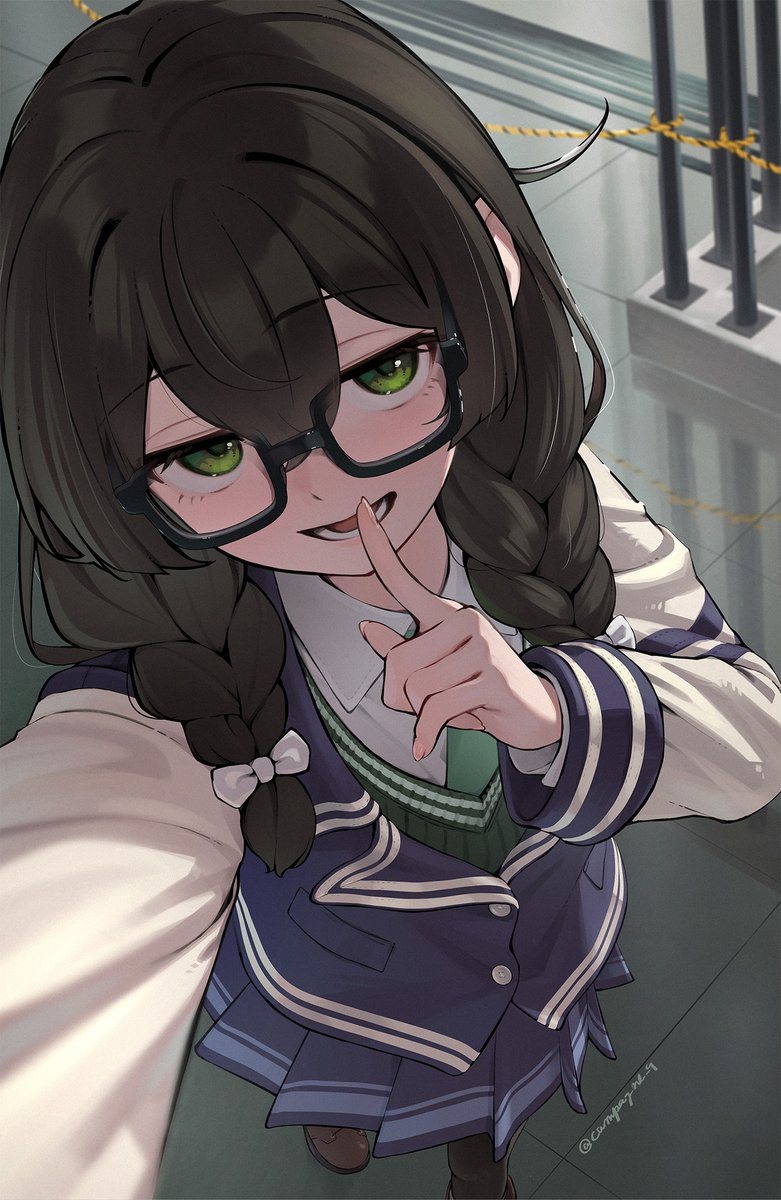 千冬「先輩たちには内緒ですよ」