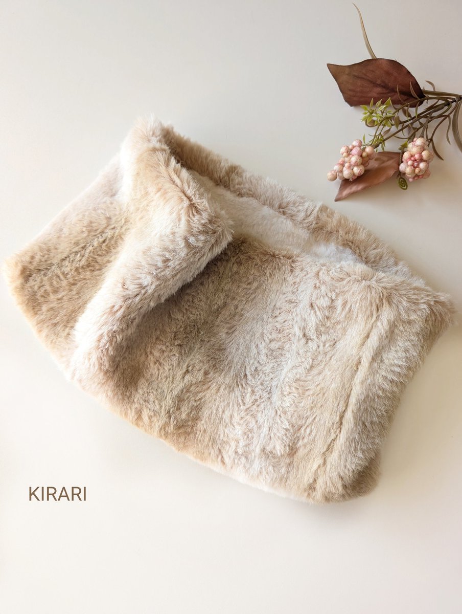 いつもありがとうございます✨
やっと形に出来ました。

【小顔効果◎】淡色コーデに セレブラビット アイボリー×ラビットファーのボリュームスヌード｜ 軽くて暖か 冬の柔らかさ
 Creema
 creema.jp/item/20147414/… <a href="/Creema_jp/">Creema(クリーマ）</a>

#淡色コーデ
#ボリュームスヌード
#ハンドメイド好きさんと繋がりたい