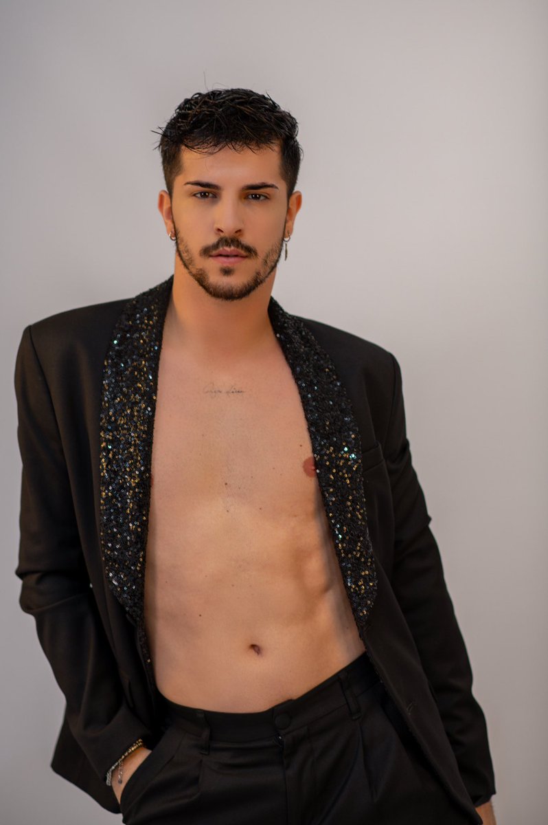 badboymat222's tweet image. 