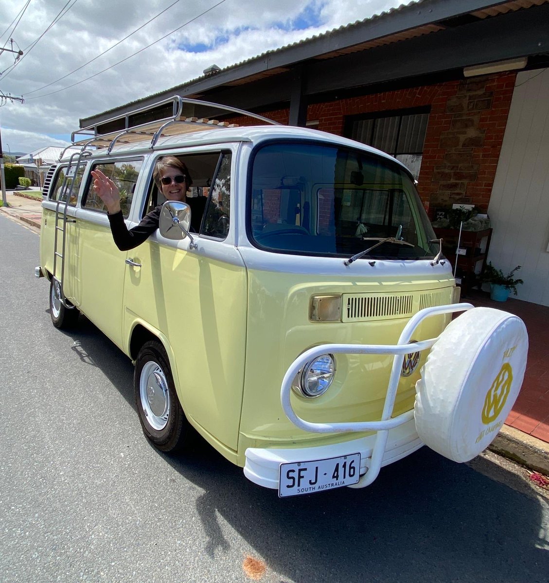 mitzyelliott's tweet image. #alphabetchallenge 
#weekVforVowels 

Exquisitely Engineered Excitement