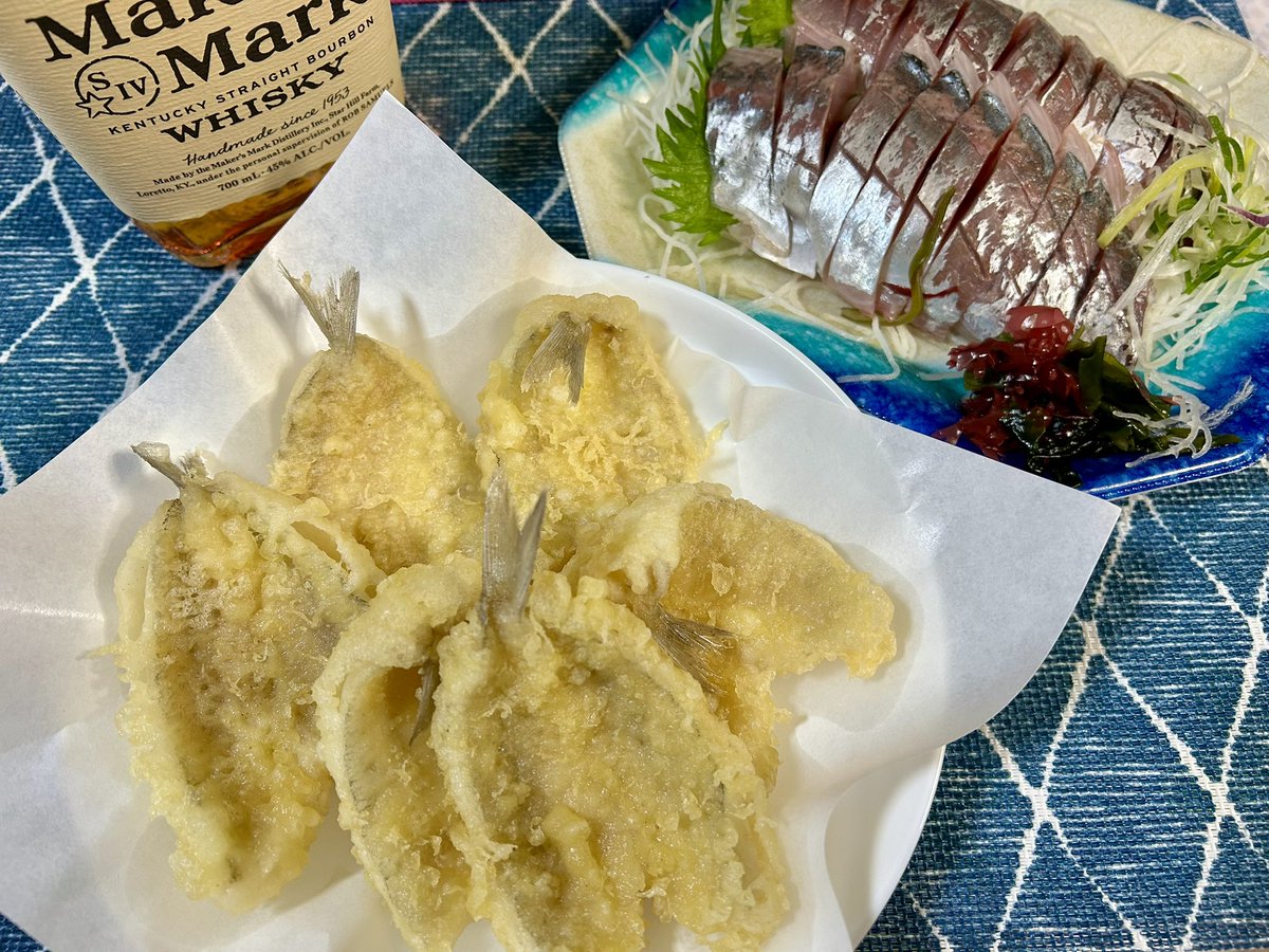 今夜はキスの天ぷら💋と、買ってきたアジのお刺身！
#いい肉の日とは