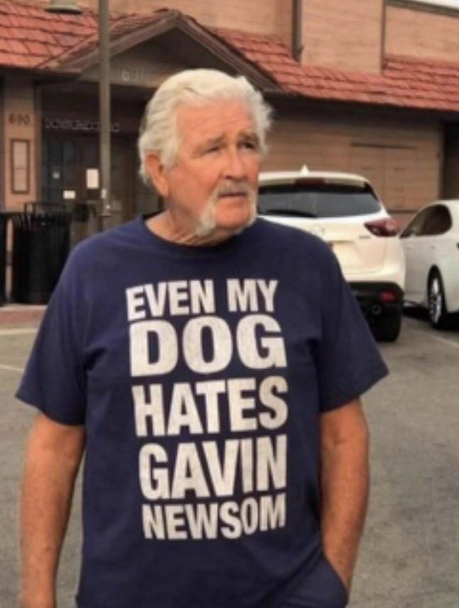 MissyIsMaga's tweet image. ⚠️ Looking for this man ‼️ 

So I can buy him a beer