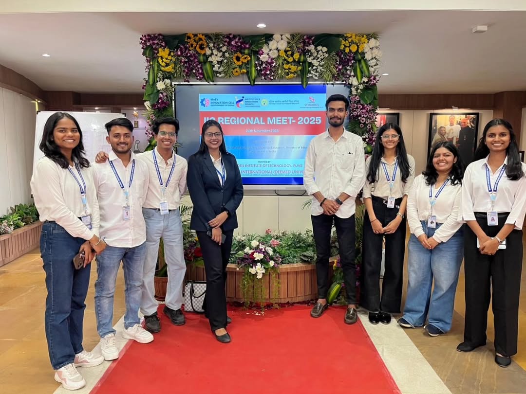ed_iic's tweet image. Great experience at the IIC Regional Meet 2025 @ SIT, Pune!

Learnt, networked, and showcased our ideas in the IIC Poster Competition.

Thanks to Shubhashri Waghmare, Dr. Vikrant Nangare, and the ED Cell Team.✨

#IMED #EDcell #IICcell #bharatividyapeeth #Entrepreneurship #SIT