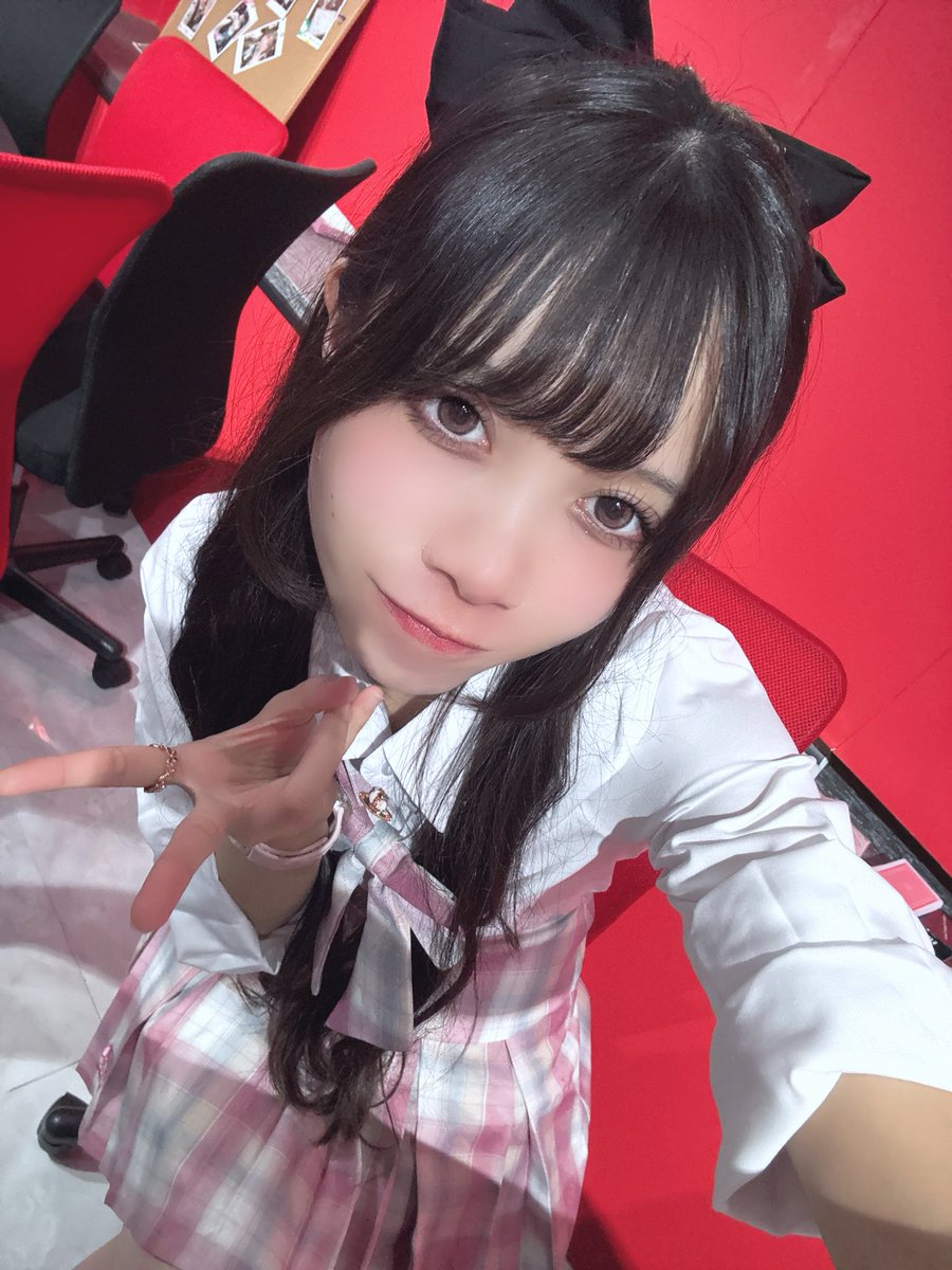 今日も元気に登校🎒 りこちゃん＠barkirin_riko といてるよん！ 文化祭