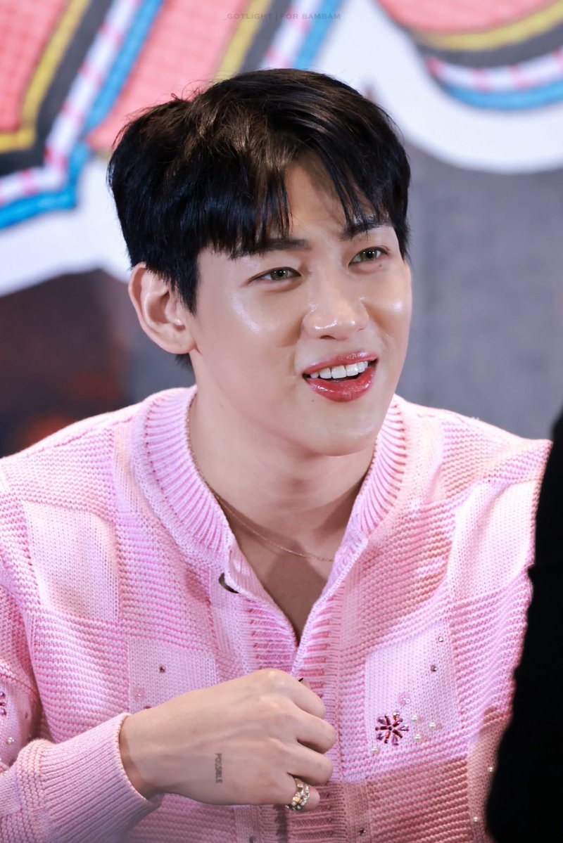 BamBamFandom's tweet image. โอโห..  ไม่มีอะไรจะอธิบายทั้งนั้น
#BamBamHOMETOWNinTAIPEI
#BamBam @BamBam1A