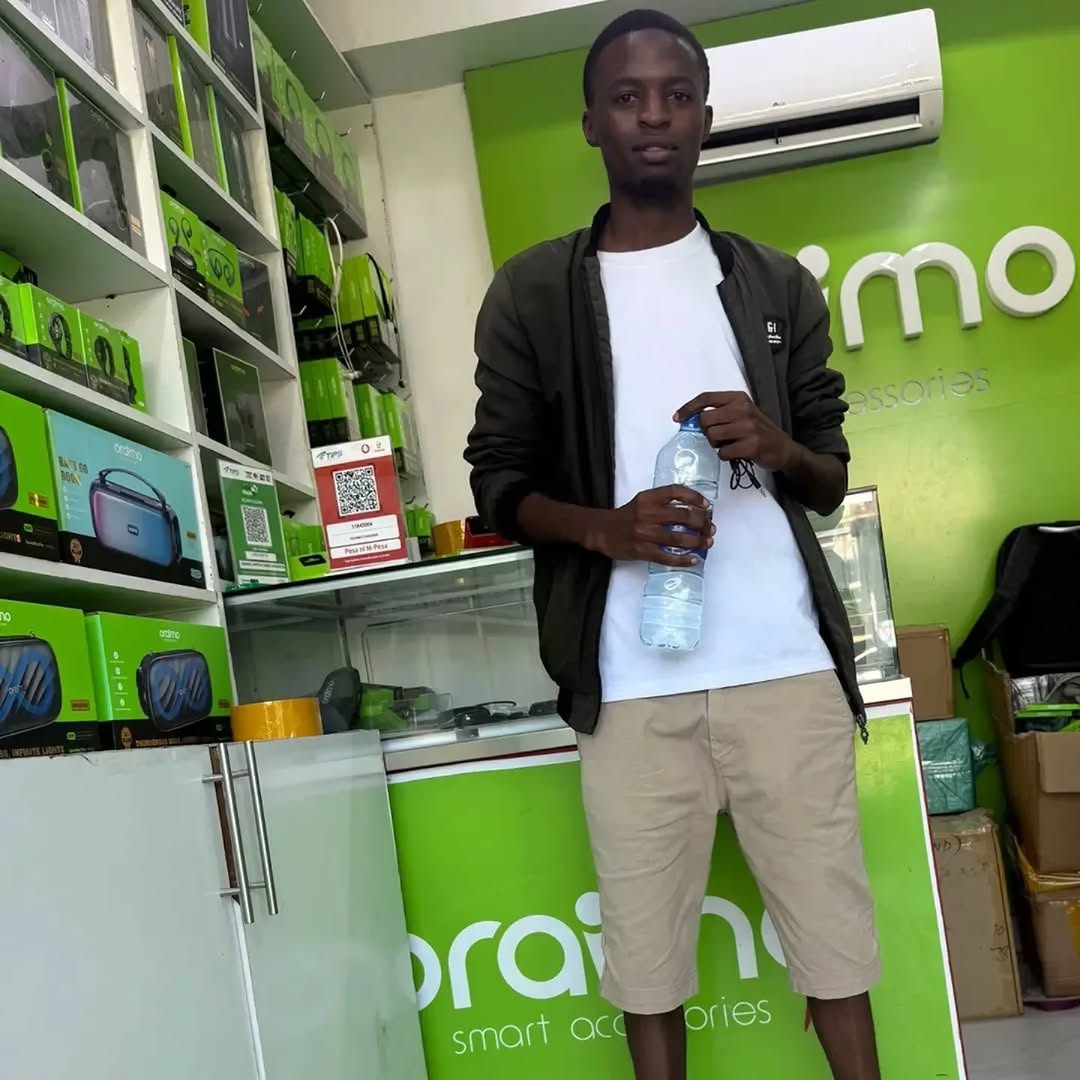 Hashim_Seki's tweet image. Digital Solutions Integration &amp;amp; Process Optimization for Oraimo Shops Tanzania 
🌐 oraimoshops.co.tz
Shop now 👆 (E-commerce Website Development)
