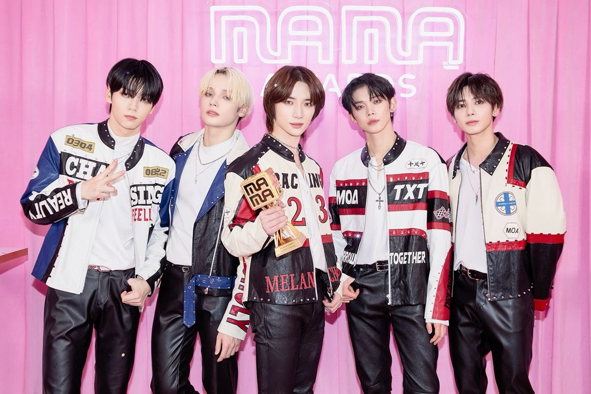 L0VELYBEOMIE's tweet image. FINALLY!! 🥹 we’re getting an ot5 year 
-end award show performance again after so long at tonight’s MAMA! 🥹

DROP THE TAGS FOR OUR TUBATU, MOA! ⬇️

THE TXT EFFECT AT MAMA 
#TXTRewritesMAMA
#TOMORROW_X_TOGETHER