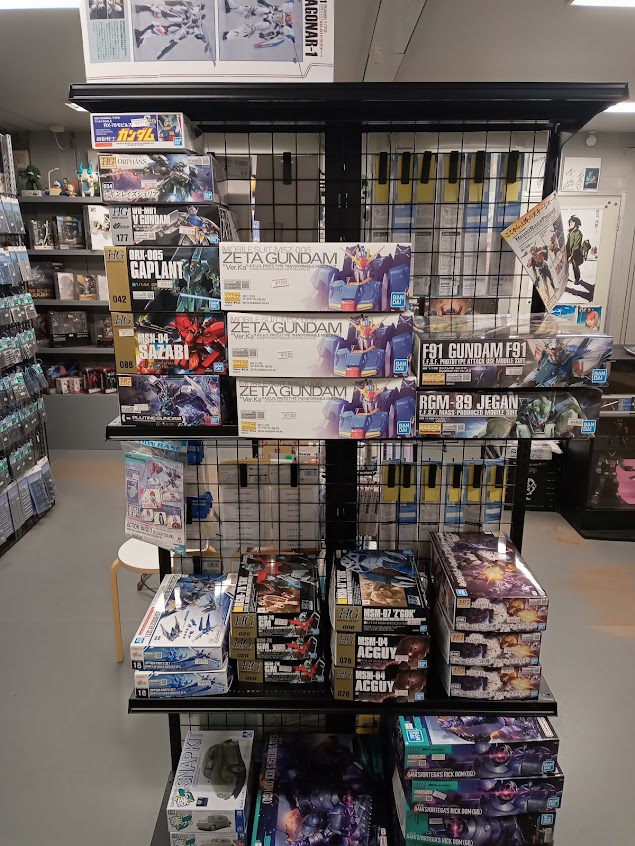 プラローグ 11月30日（日）14時～18時オープンいたします。 オープン時