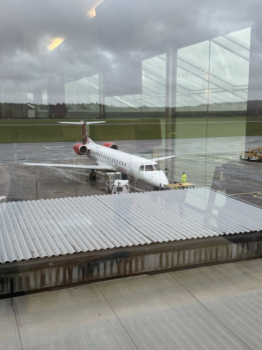 OllieGoddardGsy's tweet image. Airplane

#AlphabetChallenge #WeekVforVowels