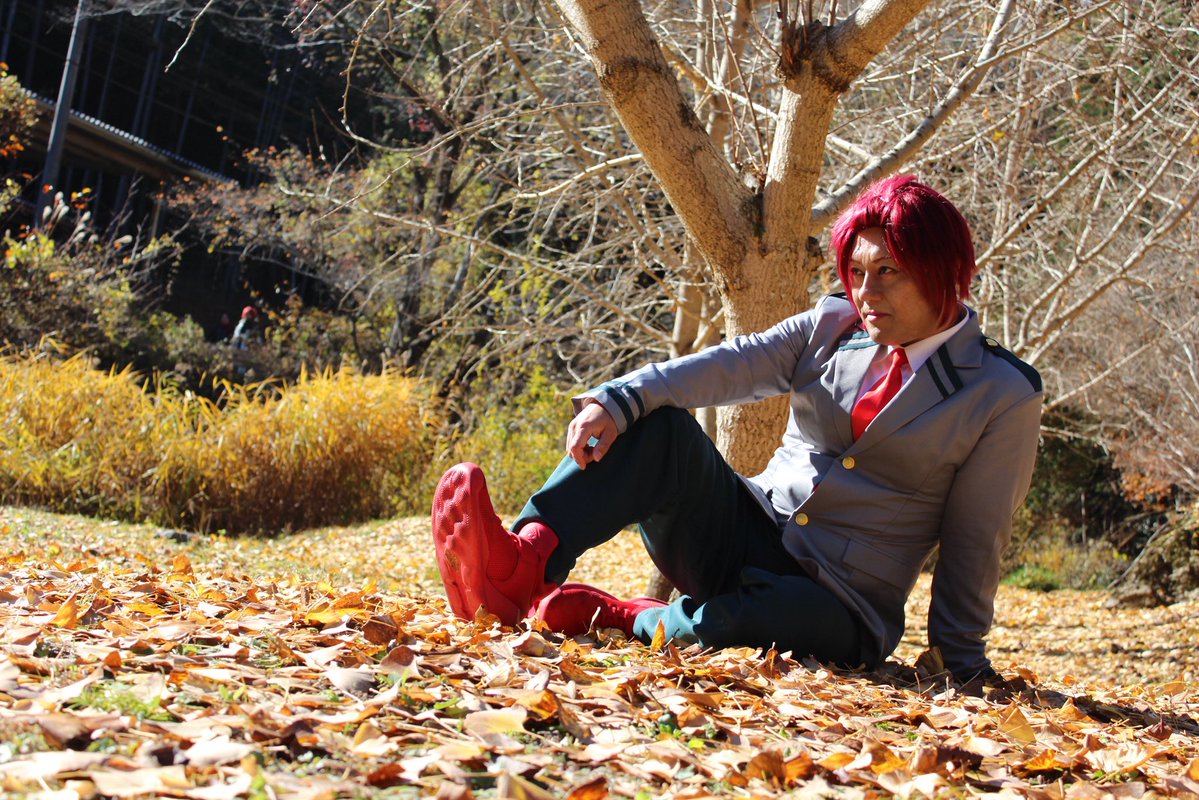 ing_tinkerbell's tweet image. ときがわ町のアウトドアコスプレにコスプレ&amp;amp;カメラマンで参加しました！
ジャンプフェスタに着ていく制服が昨日届いたので、ぶつけ本番で初コスプレです👔
ウィッグは間に合わなかったから、リドルの前髪をピン止めしました(笑)
写真:平野さん　@siyu__3150
#切島鋭児郎　#ヒロアカ