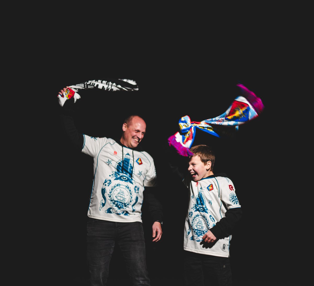 telstar1963nv's tweet image. 𝐕𝐚𝐧 𝐬𝐮𝐩𝐩𝐨𝐫𝐭𝐞𝐫 𝐭𝐨𝐭 𝐬𝐩𝐞𝐥𝐞𝐫. 𝐕𝐚𝐧 𝐣𝐨𝐧𝐠 𝐭𝐨𝐭 𝐨𝐮𝐝. 🤍

Morgen geven we alles! Samen.

#WitteLeeuwen