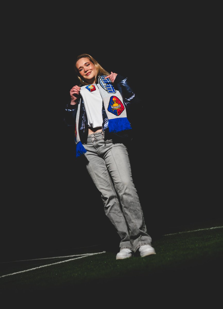 telstar1963nv's tweet image. 𝐕𝐚𝐧 𝐬𝐮𝐩𝐩𝐨𝐫𝐭𝐞𝐫 𝐭𝐨𝐭 𝐬𝐩𝐞𝐥𝐞𝐫. 𝐕𝐚𝐧 𝐣𝐨𝐧𝐠 𝐭𝐨𝐭 𝐨𝐮𝐝. 🤍

Morgen geven we alles! Samen.

#WitteLeeuwen