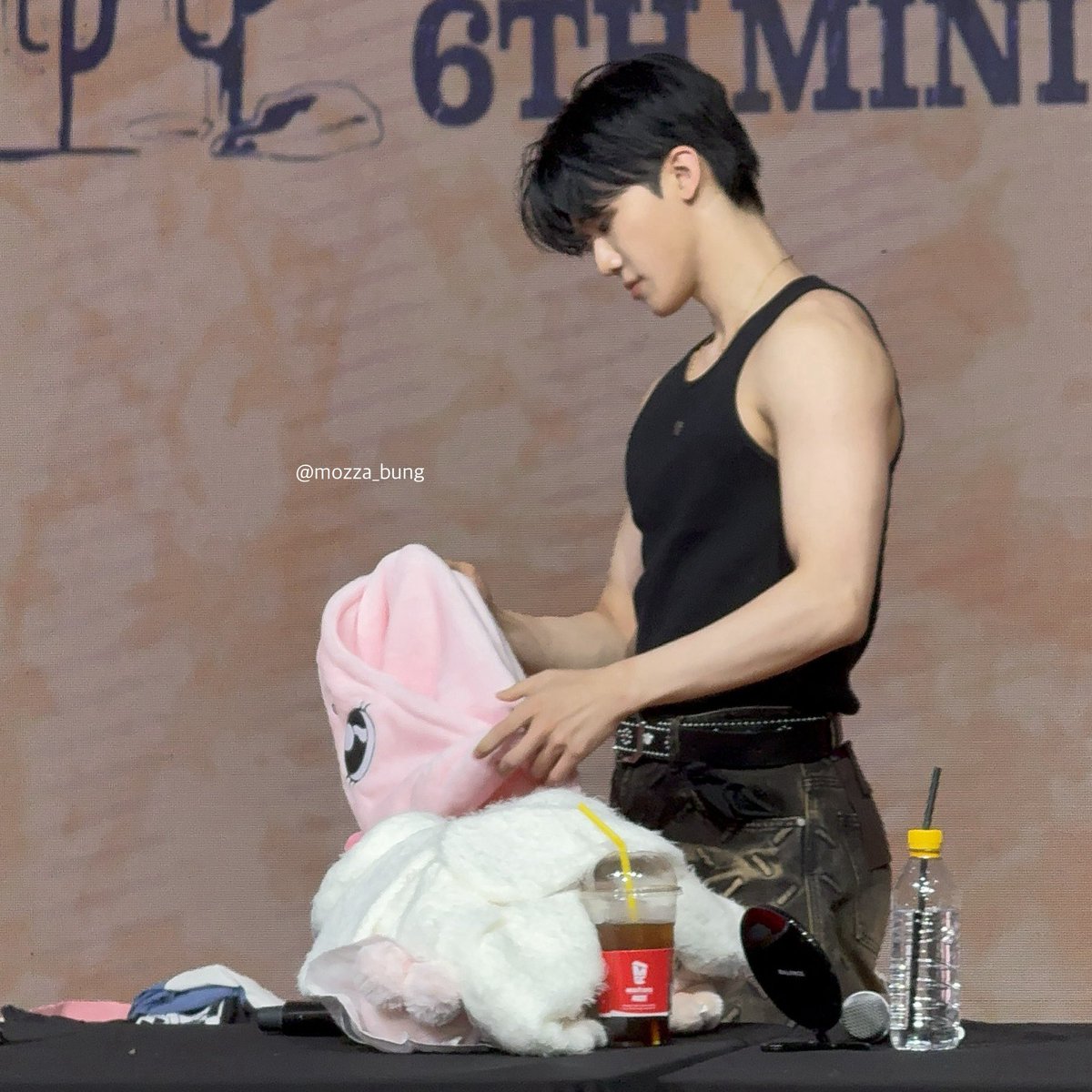 JENOname423's tweet image. 부피감 차이 보고 기절함